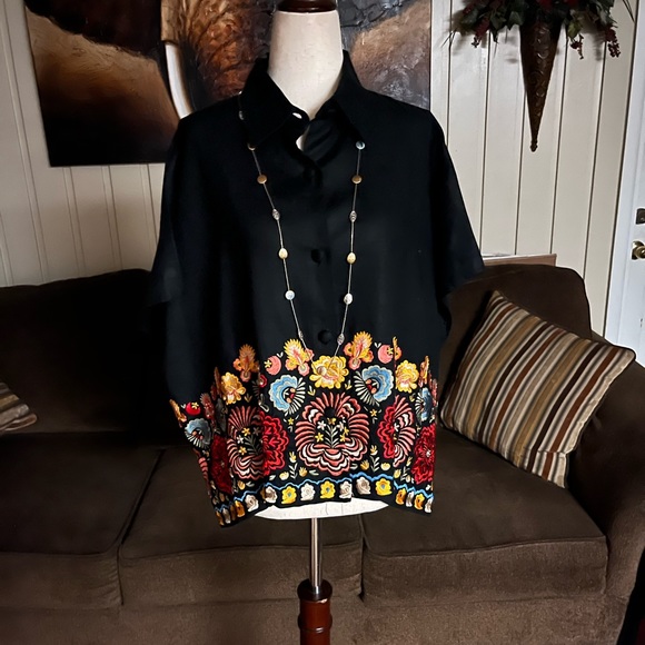 Andrea Javine • Medium • Black • Blouse Embroideries • Multi-Colors Flowers - Picture 4 of 16